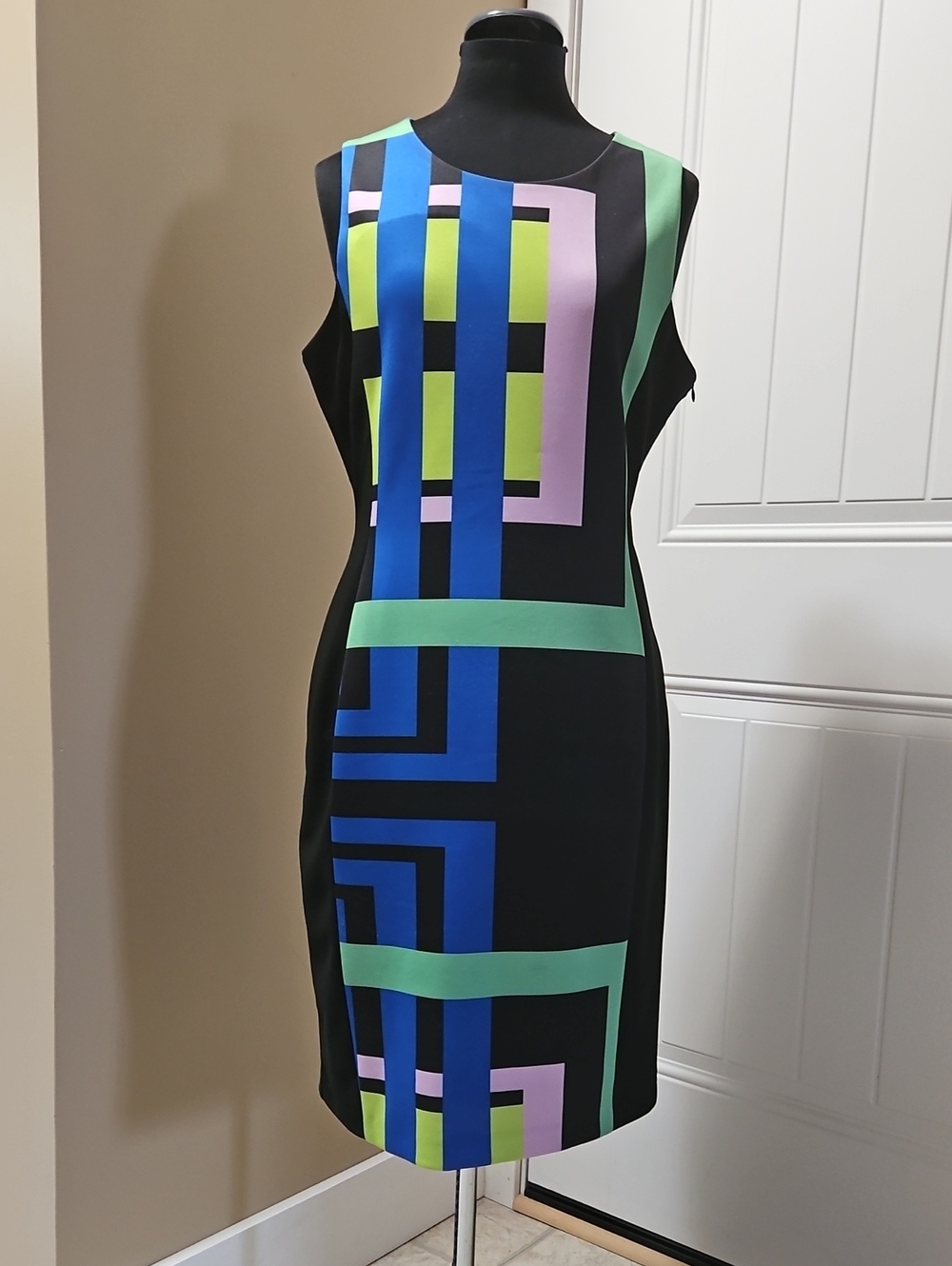 Joseph Ribkoff Geometric Colorblock Sleeveless Sheath Dress Est. Size 8/10